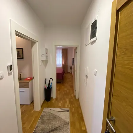 Lagano Lux Apartment *